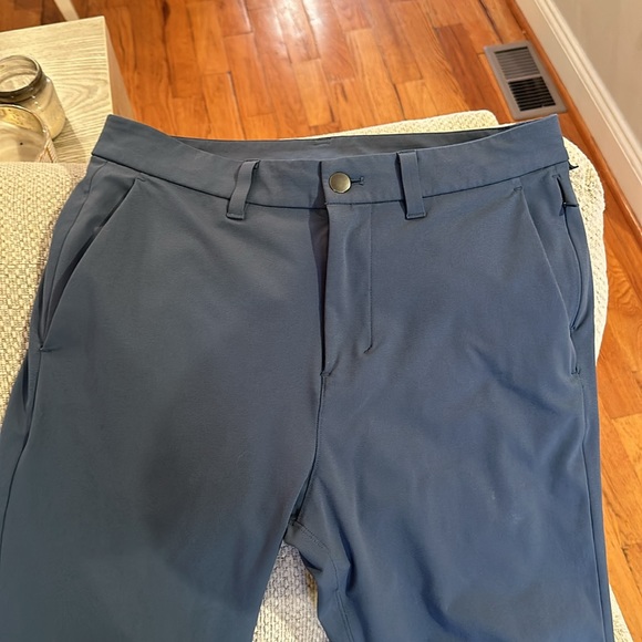 Men’s Steele blue lululemon worn pants - Picture 2 of 3